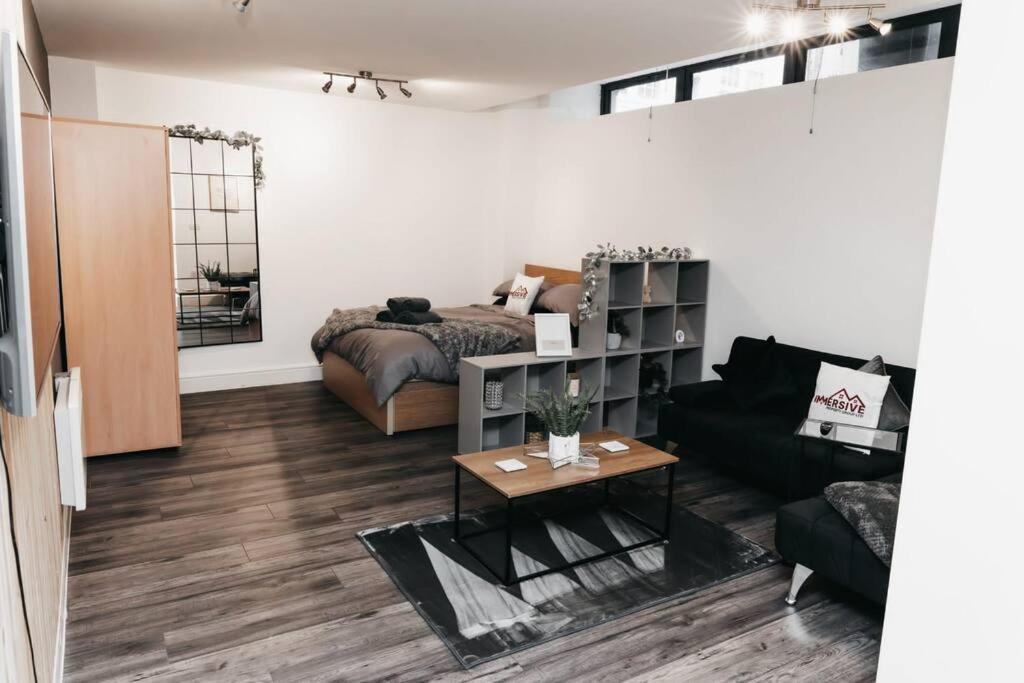 Stunning Modern Heart Of The City Apartment 谢菲尔德 外观 照片